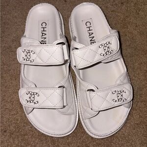 Chanel White Quilted Sandals with Logo Detail